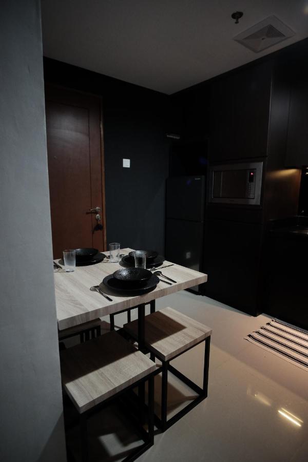 2 Bedrooms - Royal Olive Apartment - Pejaten South Of Jakarta Luaran gambar